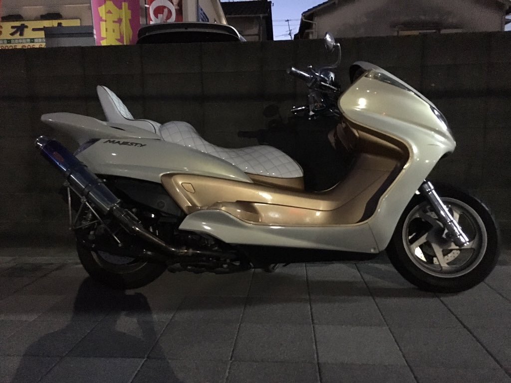 grandmajsty's tweet photo. 今なら即決16万円です https://t.co/z63jAUcNMZ