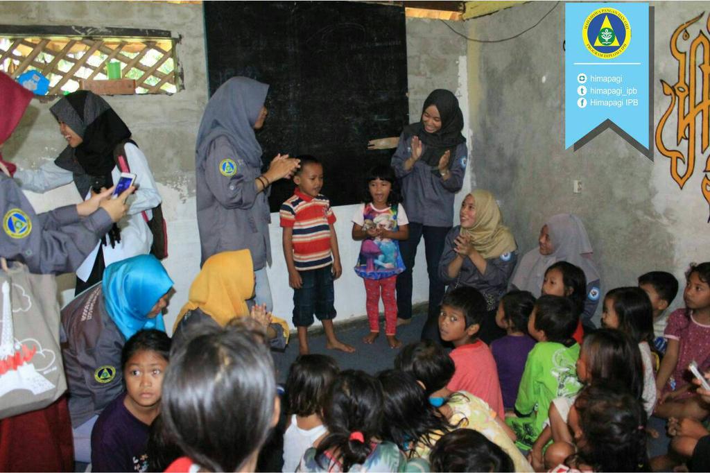 [BBM: BELAJAR BERSAMA MAPAGI]

Happy weekend! Tetap produktif meskipun di hari lbur.
#BBM2016 #HIMAPAGI2016