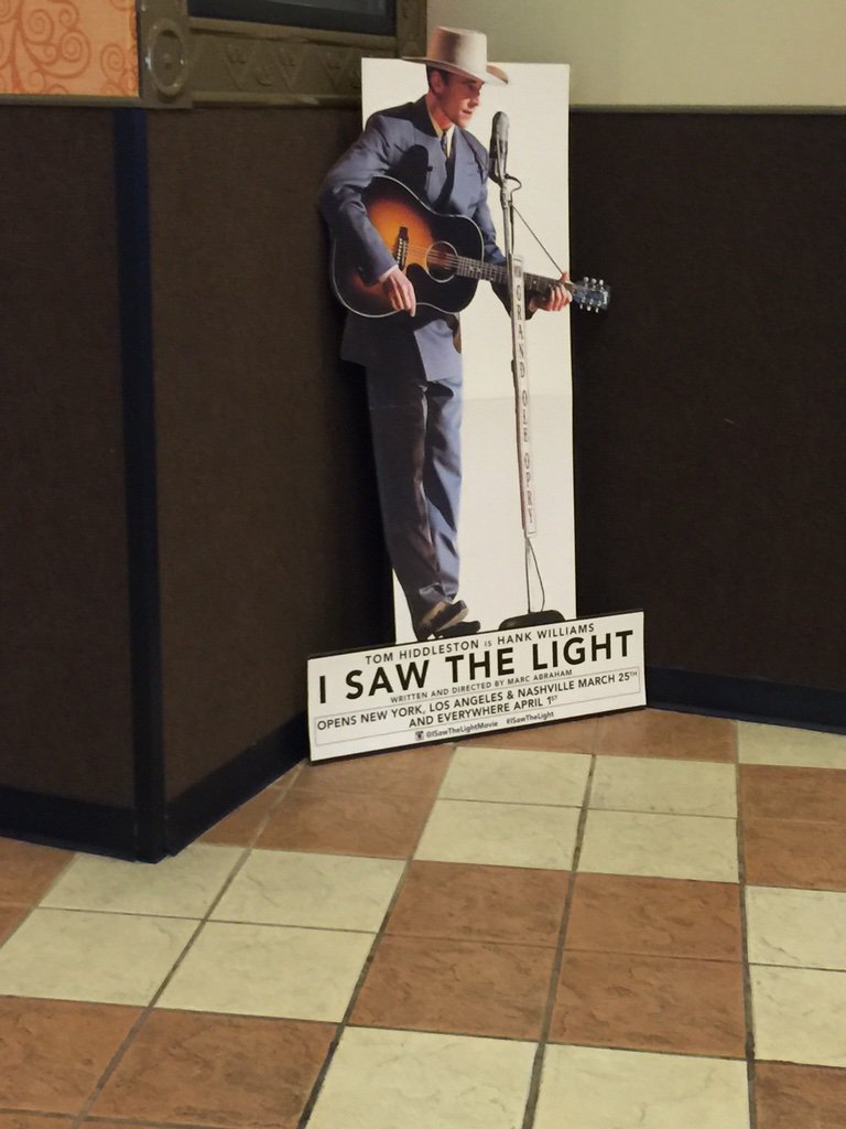 OLLA_Fans's tweet photo. @twhiddleston I went to the movie theater and 
"I saw the light, I saw the light ..."
#ISawTheLight https://t.co/5qXFCOasm4