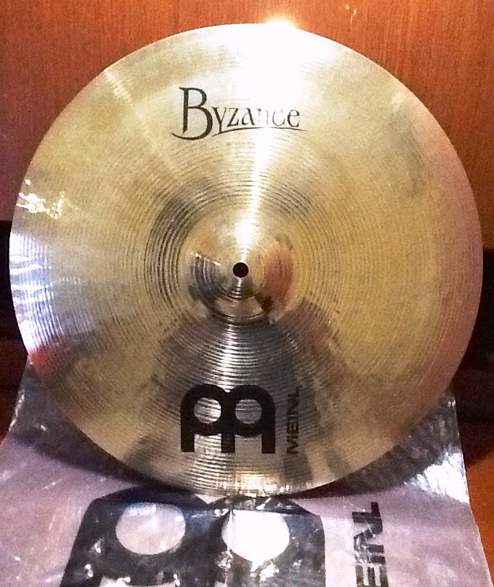 MEINL BYZANCE THIN CRASH 16"
Bener2 like new 👍
082134555315 (serius bs WA)
Smg
<a href="/drumseller/">DrumSeller</a> <a href="/drum_market/">drummarketindonesia</a> <a href="/DrumNiaga/">Drum Niaga</a>