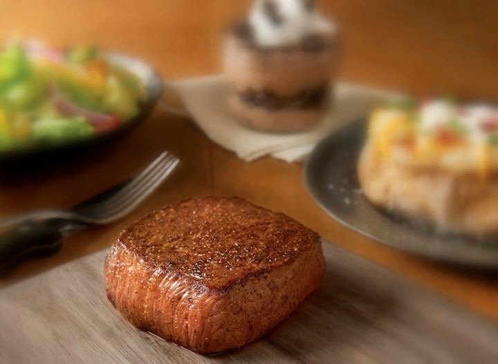 OUTBACKUAE tweet picture