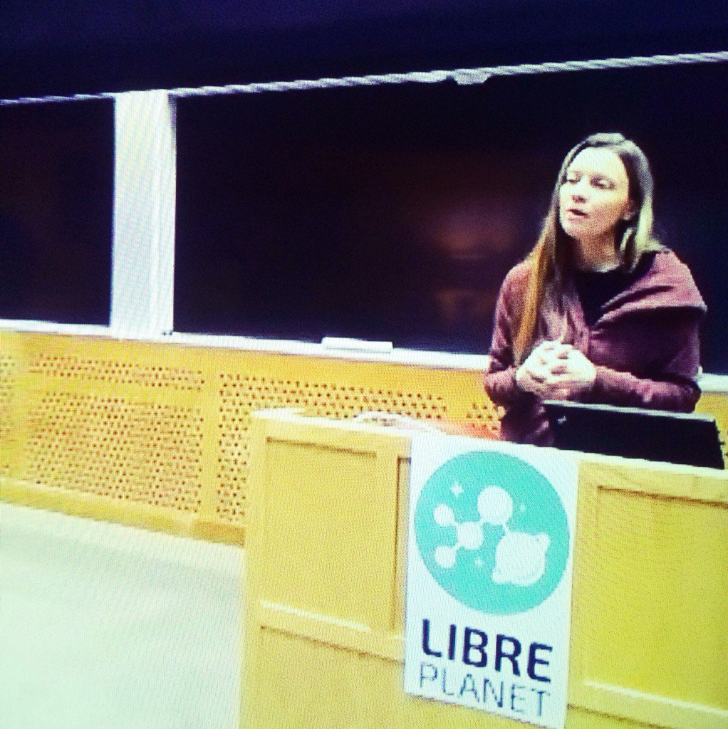 nataljaChe's tweet image. .@allisonrandal examines the future reconciliation of #opensource and #freedomOfcode #LibrePlanet @MIT