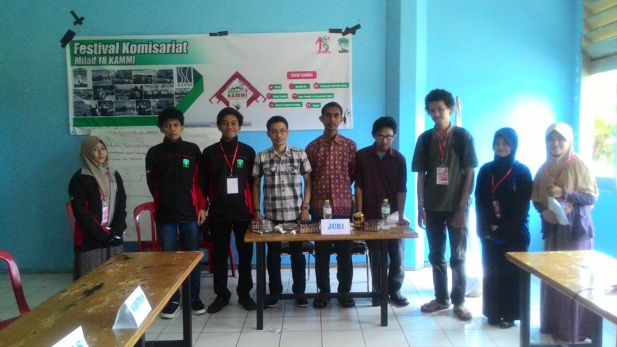 KAMMI_Makassar's tweet photo. Lomba debat ilmiah antar komsat se-Mks (19/3) dlm rangka milad #kamm18ergerak #Latepost @KAMMIPusat @infokammi https://t.co/MH9jfJApcr