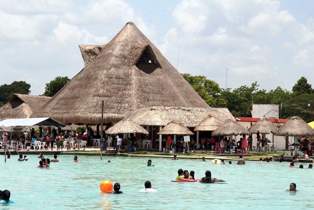 Estás vacaciones de #SemanaSanta te esperamos en #Bacalar tesoro invaluable del sur del estado <a href="/betoborge/">R</a> <a href="/SECTUR_mx/">SECTUR México</a>
