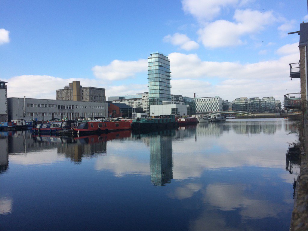 Aidan_Regan's tweet photo. Ethnographic Research Sunday #EnterpriseState #SiliconDocks @sbrazys_ucd @UCDResearch @ucddublin @ucdpolitics https://t.co/UixjiLtlgo
