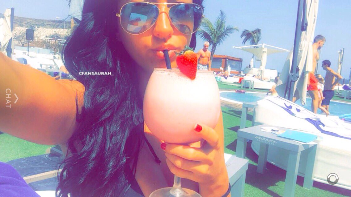 CFansAurah_'s tweet photo. "Despertar significa parar de soñar el sueño y comenzar a vivirlo" @aurahruiz 😍 https://t.co/godH7nNLEd
