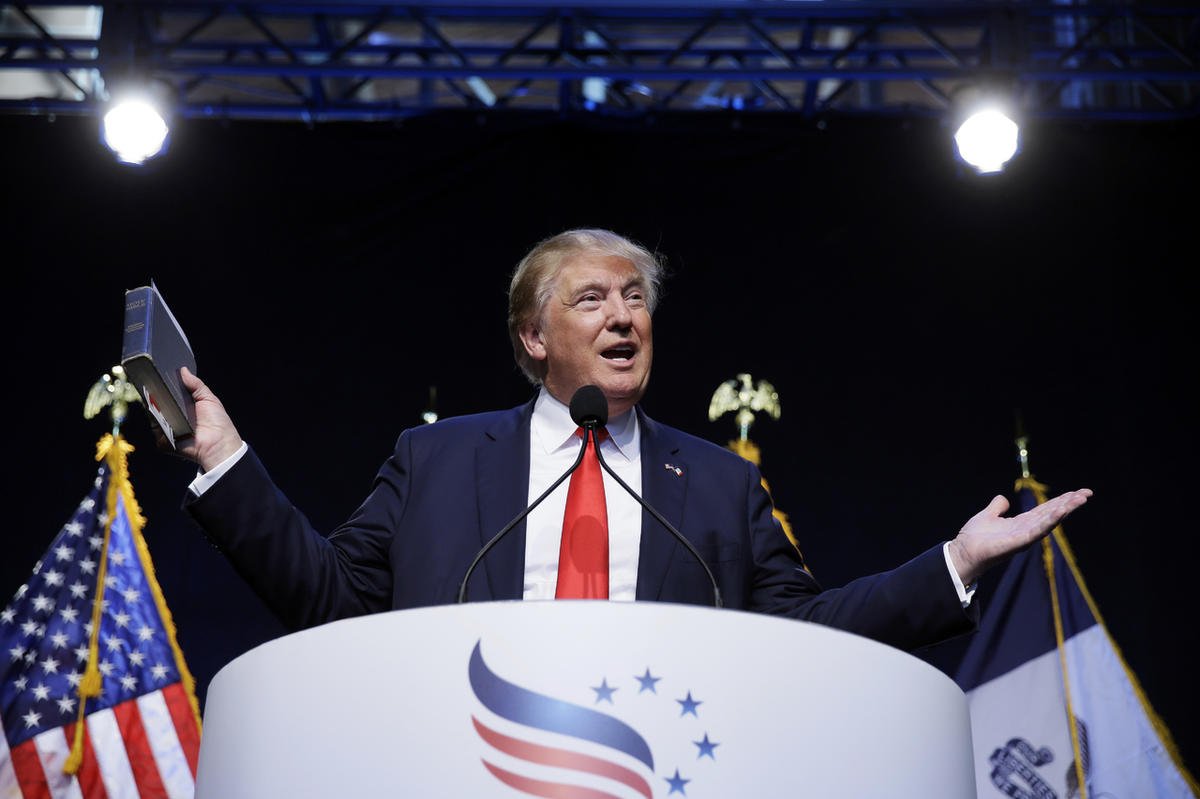 IPRlondon's tweet photo. Donald Trump tries to unite the Christian faithful https://t.co/4WRhUtCXus https://t.co/ozhaUmd5Of
