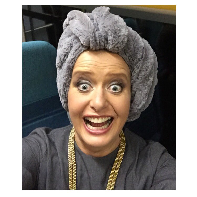 fizzysnood's tweet photo. I found a grey hair, I thought I would dye #nowgocheckyourbits #InternationalDayOfHappiness https://t.co/7EJmpeL6uD