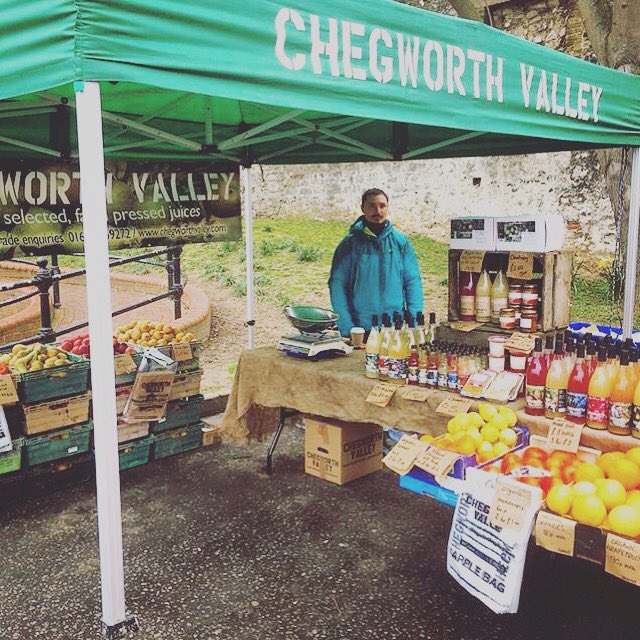 Chegworthvalley's tweet photo. Produce & juice galore @Rochesterfmrmkt this morning - open til 1pm #farmersmarket #awardwinning #TOKA2016 https://t.co/dKesCZfYDu