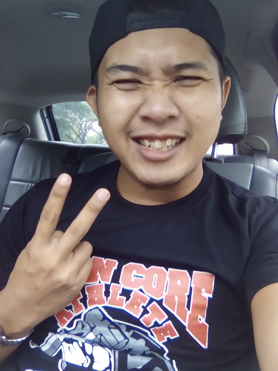 mohdazlan23's tweet photo. #ironcore#fitness give smile after workout https://t.co/20kqWagRRo