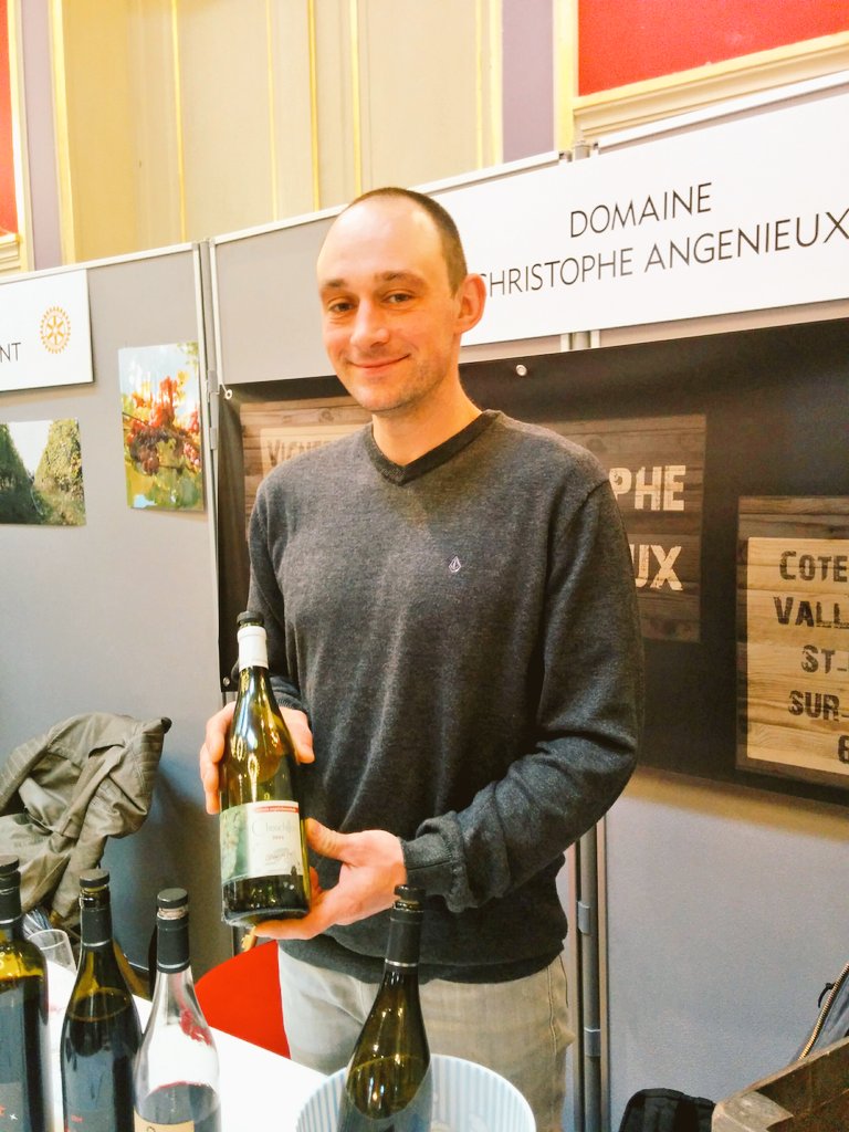 Vinexplore's tweet photo. #TeamVinexplore @LeSalonRare On commence avec #Angenieux #Chouchillon #Mornen #Chambourcin https://t.co/tb6SVFzloo https://t.co/xBXkWLJ1bn
