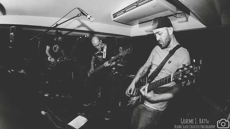 Snakes Don’t Belong in Alaska – March 2016 – Newcastle Head of Steam – PHOTOS blank-slate-creative.com/2016/03/20/sna…