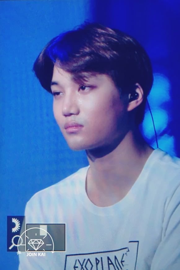 JoinKai0114's tweet photo. 160320 #종인 #kai #카이 😭😭😭 https://t.co/KeitkB9sIQ