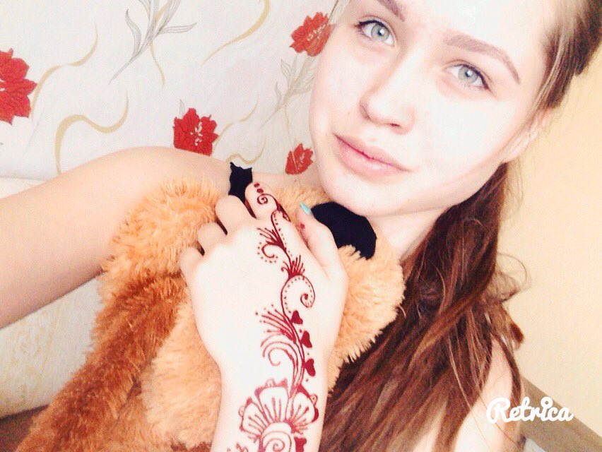 Pt1Lena's tweet photo. Me and my Henna😍❤️❤️❤️ https://t.co/CM7U1crySW