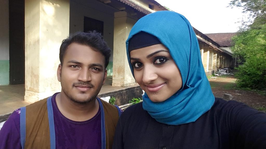 pkgsubin's tweet photo. With @IamChandini heroin of #DarvinteParinamam & #Kl10pathu at the location of #Kl10pathu https://t.co/tzbwhvx0zO