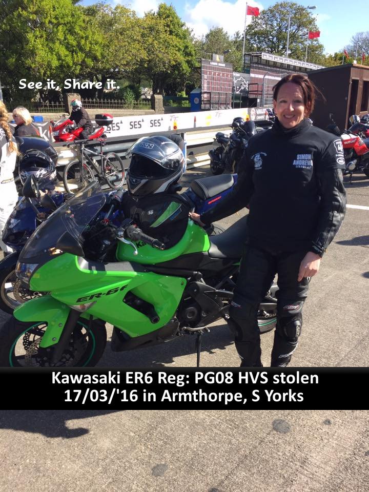 StolenWheels's tweet photo. #Kawasaki #ER6f #stolen #Armthorpe #Doncaster #SouthYorkshire
It was loaded into a white van. https://t.co/n94lSrpbtr