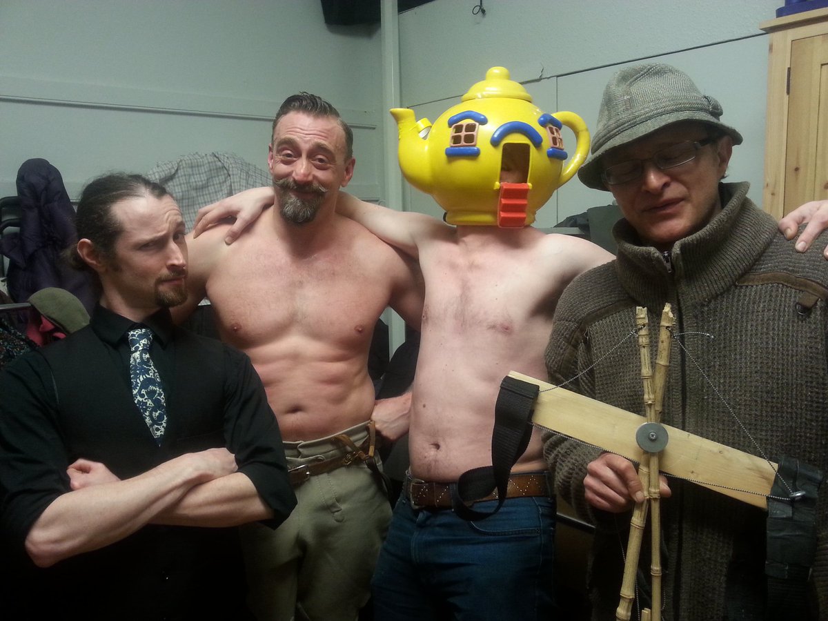 Splendidly eclectic acts last night <a href="/7afirstreet/">Walkley Comm. Centre</a> <a href="/J_England_Johns/">Jake England-Johns</a> <a href="/TheLionOfLondon/">Peter</a> Sexy Stewpot Tpot &amp; <a href="/SIMONMUNNERY/">simon munnery</a>