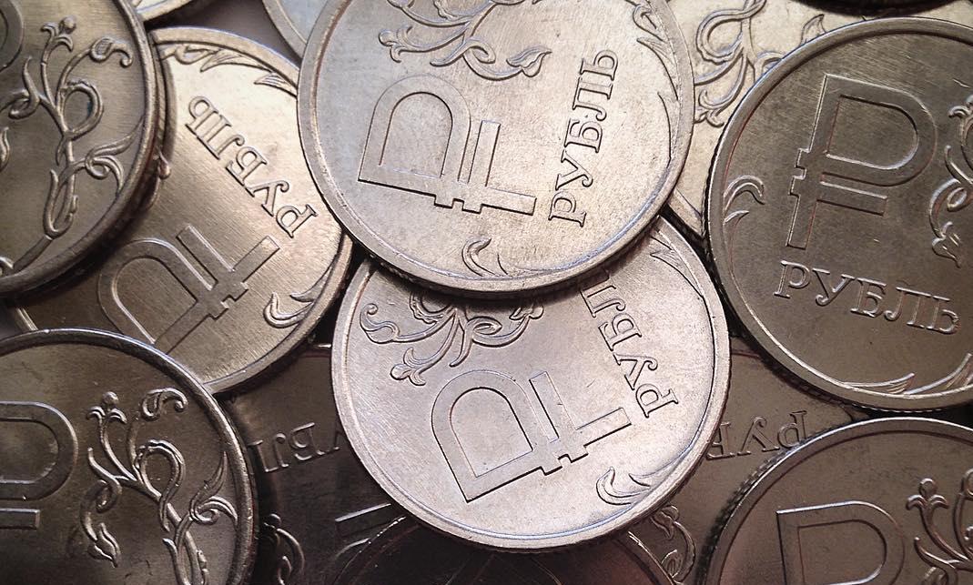 укрепление рубля картинки. падение рубля картинки. рубль над долларом. рубль подешевеет. рубль подешевеет.