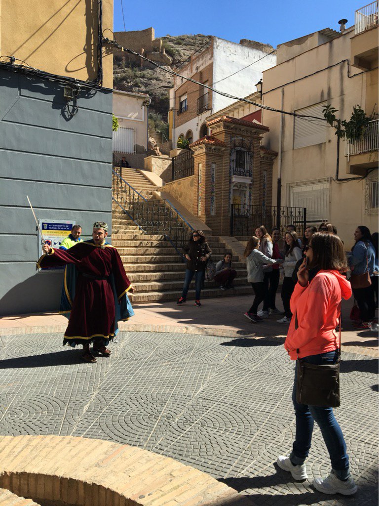 Gracias <a href="/teatrosinfin/">Teatro Sinfín</a> por la clase historia más divertida jamás escuchada #AlhamaDeMurcia  @murciaturistica