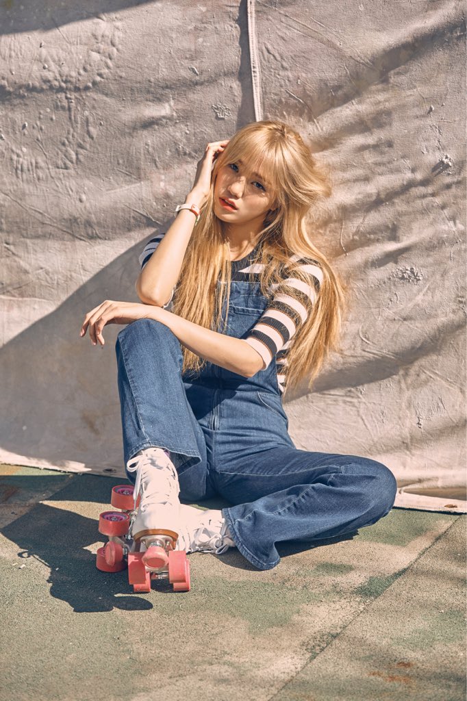 Cd__6tTUYAABTQQ.jpg:orig