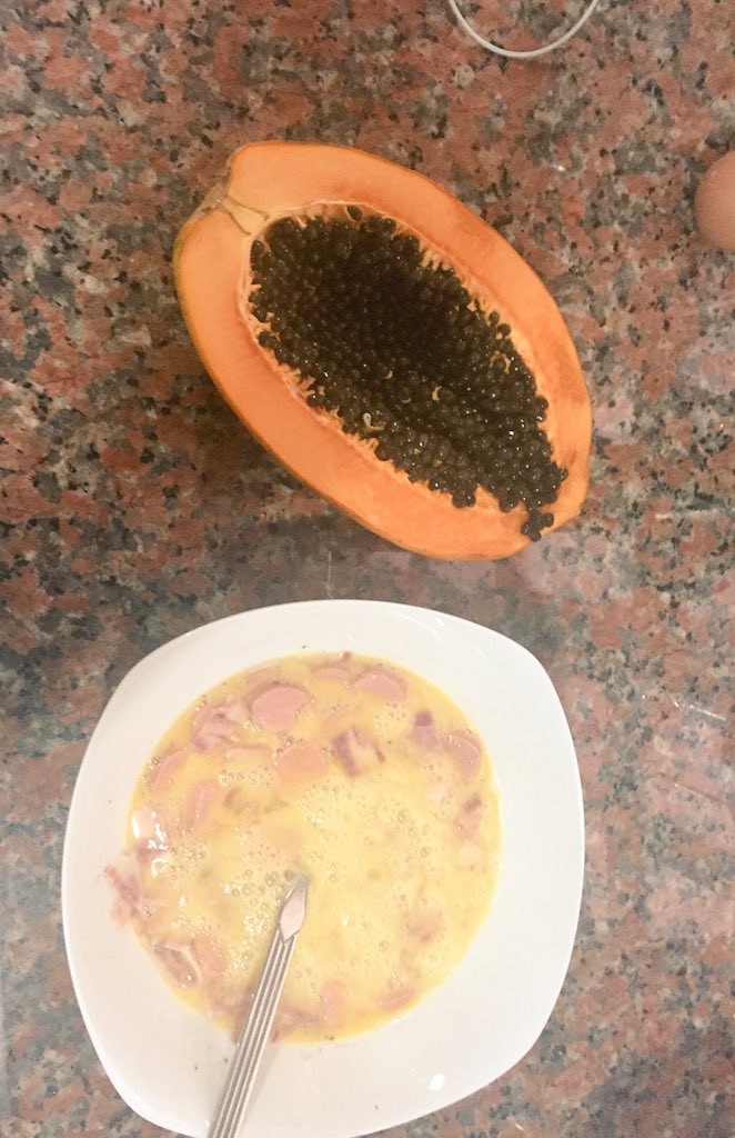 JeffoM1387's tweet photo. #MPQSR Prepara el desayuno del domingo 💙💜 https://t.co/1DNrbVzaYM