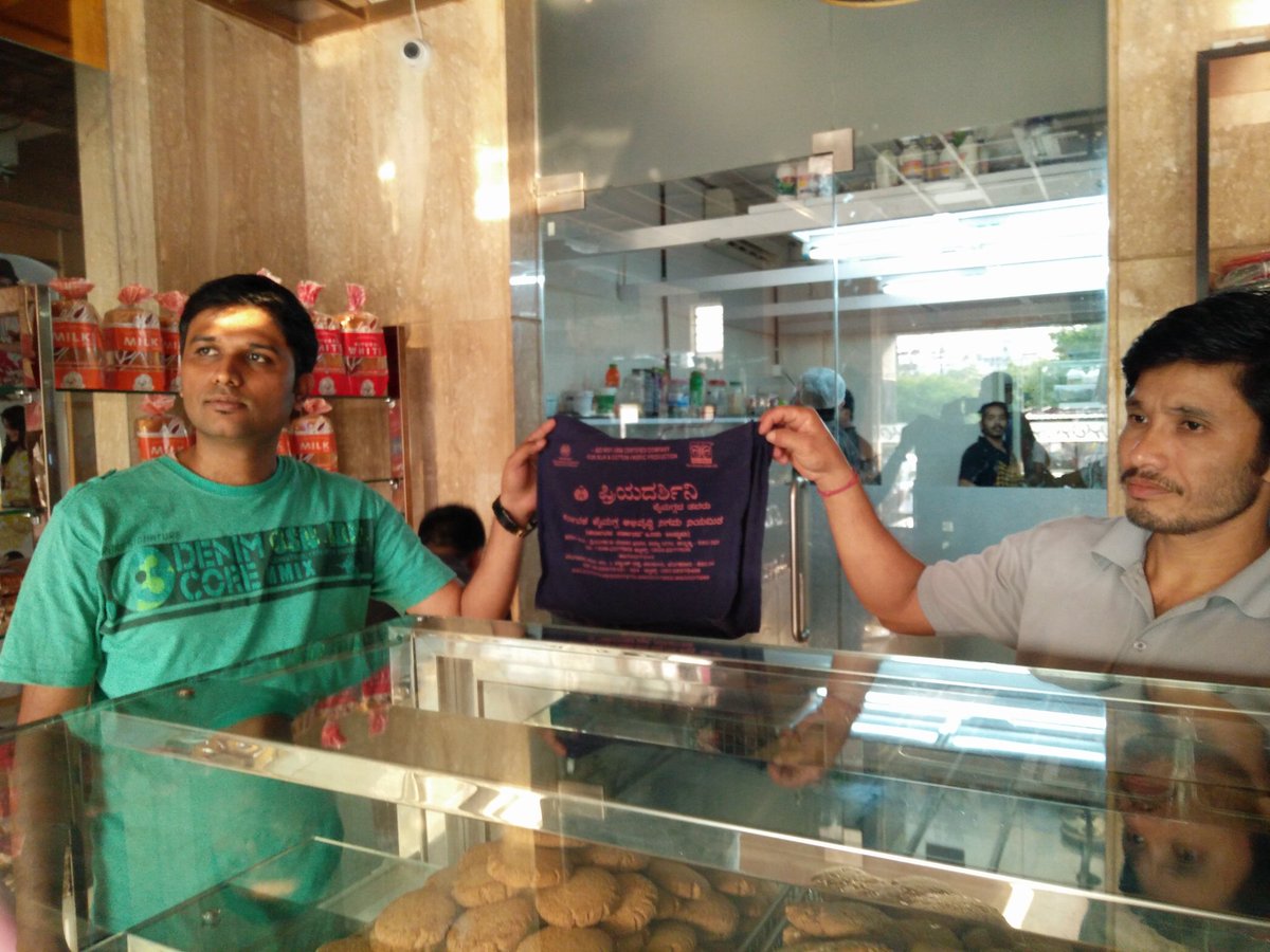 iamkrishna108's tweet photo. Market validation #swbang2016 #startupweekend2016 https://t.co/xppIh7HXiK