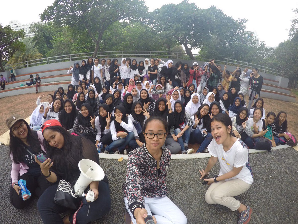 aloversdepokFC's tweet photo. terimakasih yg sudah datang!!🎉😋💕 #GAGJabodetabek https://t.co/SEMj2NdTFX