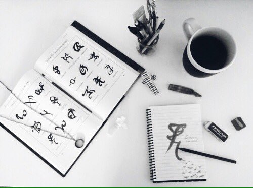 teamholder's tweet photo. Clary Fray - The Mortal Instruments https://t.co/gPAd9Ahbs7
