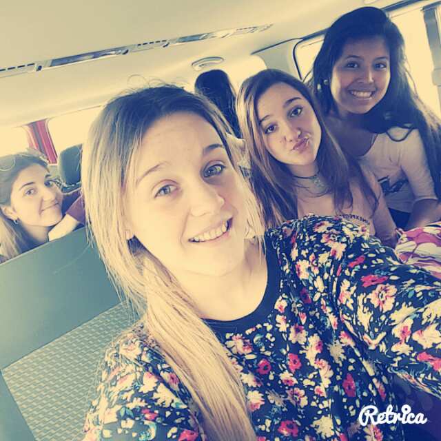 Club_lacasa's tweet photo. Camino de Torreciudad para pasar una semana Santa inolvidable! https://t.co/8TG5sEzc0s