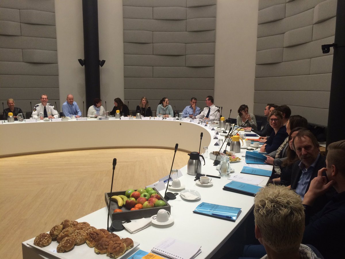 De workshopleiders van de NIK-dag van 21 april a.s. bijeen. Nog niet aangemeld? Ga dan naar nikthemadag.nl.