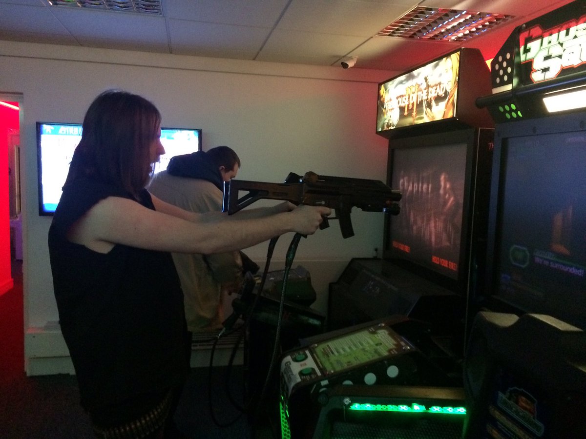 AstroCityArcade's tweet photo. A great Friday lock-in for people of all ages! https://t.co/kxclukTKL3