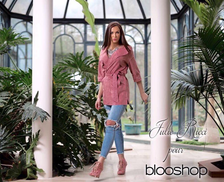 blooshop's tweet photo. Suite à de nombreuses sollicitations, ns avons réapprovisionné la veste suédine Rose. Retrouvez la sur blooshop.fr https://t.co/clEJ7I1eRx