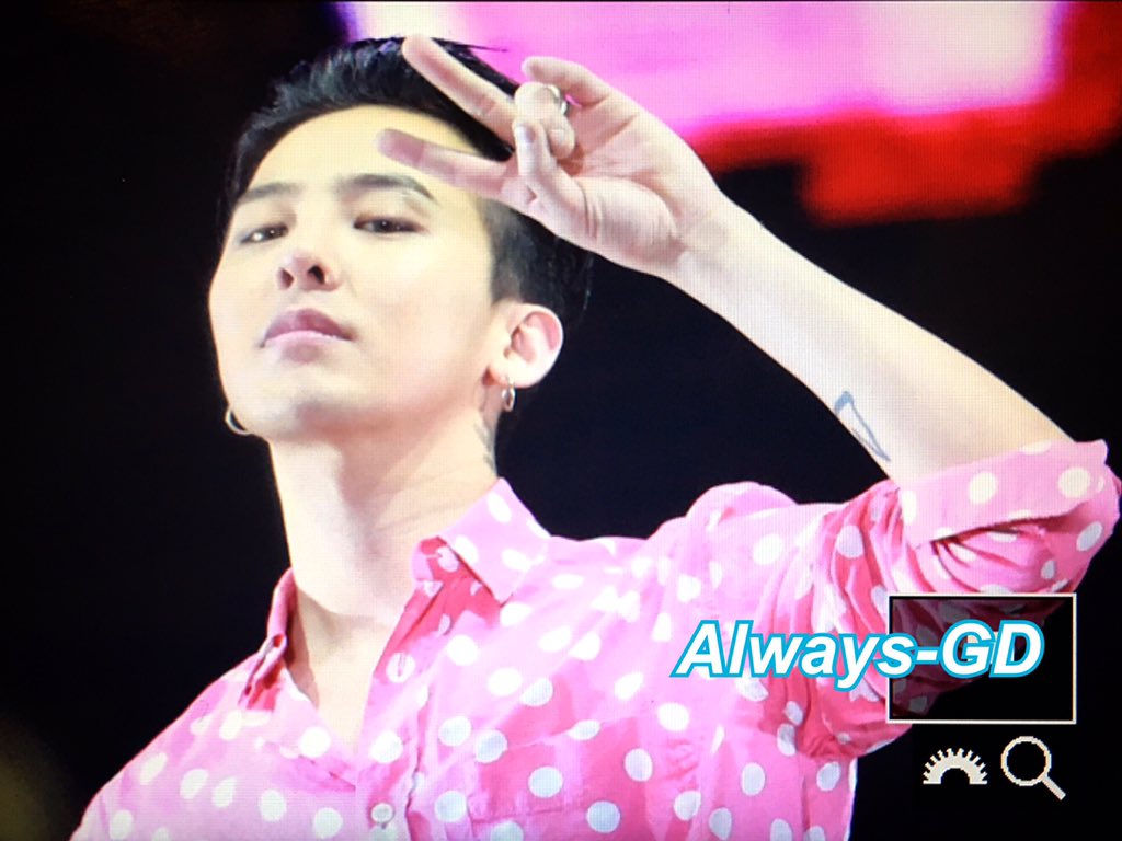 always_gd's tweet photo. 16.03.20 🇨🇳

Made vip fanmeeting in #Hefei 
핑쿠핑쿠해👁👁✌🏻️💕💕���💕💕

#AlwaysGD https://t.co/t9Xj29iIYJ