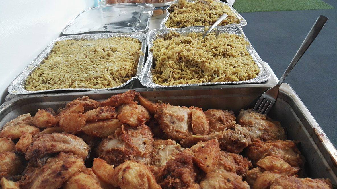 hambasafe's tweet photo. Seriously delish lunch sponsored by Dayyaan @ FS Performance & made by Rafiq & Aneesa frm Harris Caterers #hackathon https://t.co/ImTr1q04KW