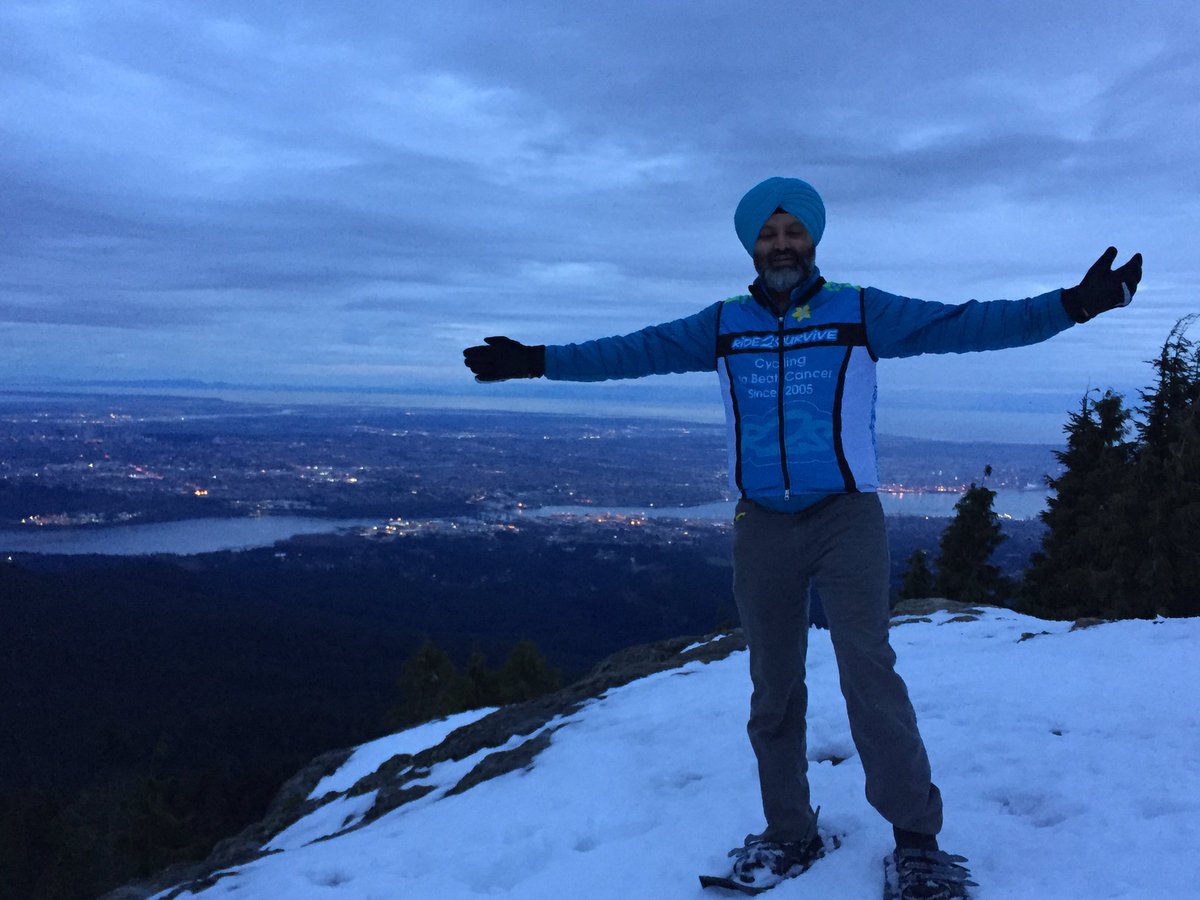 amarjitdhadwar's tweet photo. Snowshoeing to raise funds for Ride2survive with great cause great people's view of lower mainland from top https://t.co/YIG2iGjYWN