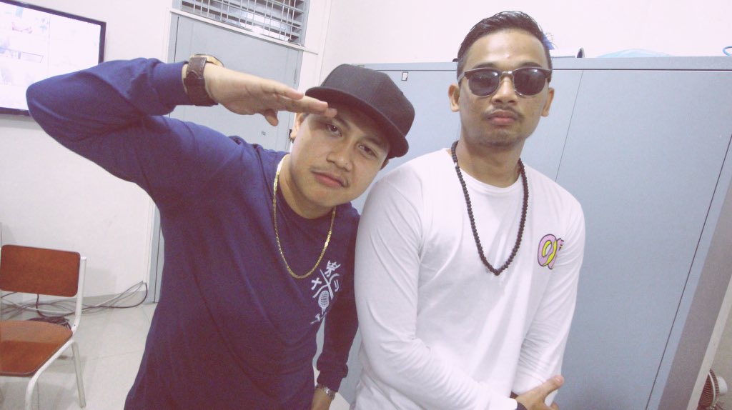 Follow kita di instagram : point20_official #POINT20