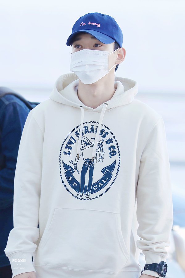 JongdaeStyle's tweet photo. #Chen #종대 #김종대 #첸 #Jongdae #陈 #金鐘大 #จงแด #เฉิน #チェン #엑소 #EXO https://t.co/YlS252MmoM