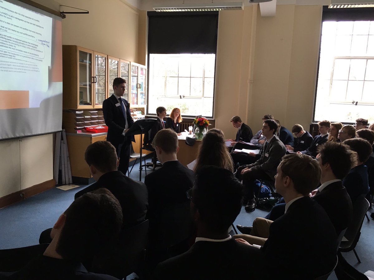 GWCMUN16's tweet photo. Disarmament 2 dealing with the demilitarisation and demobilisation of Syria! https://t.co/zf3PtDMj9E