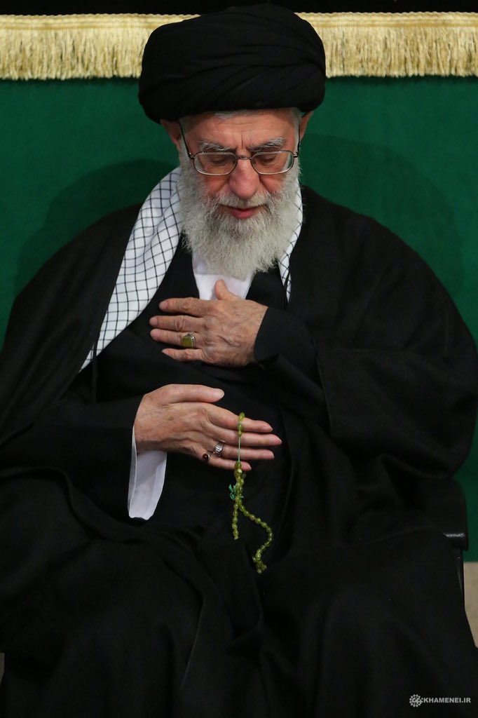Khamenei_Urdu's tweet photo. اپنے ملک کیلئے پورے سال کارزق شب ہائےفاطمیہ س کی مجالس میں شرکت کرکے حاصل کرتاہوں(امام خامنہ ای)#فاطمہ_جگر_گوشہ_رسول https://t.co/XqvV5YOhFQ