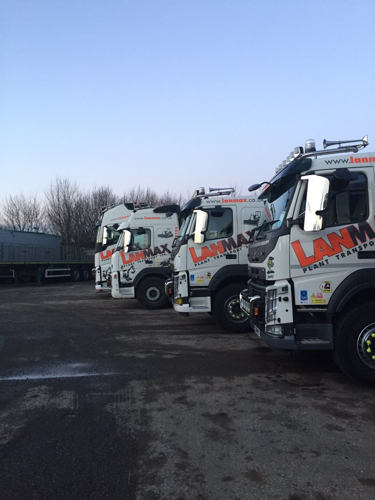 lanmax_PT's tweet photo. Need it moved-we can move it #Lanmax #truckoff https://t.co/WNok6nSYey