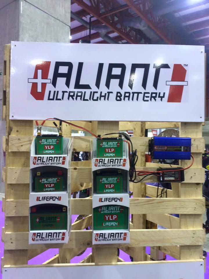 TransmisionGP's tweet photo. No puede faltar @AliantBattery en @MotoMadrid #bateriasdelitio #transmisiongp https://t.co/Lj7SHTVf9I