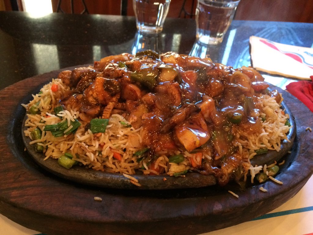 indieRoverS's tweet photo. #EatCheat at #Bombay 's adda for sizzlers aka #Kobe Sizzlers https://t.co/2LgZnnkVkE
