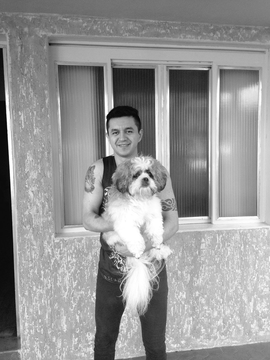 JEANDRUMS's tweet photo. Bom dia 😜🐶 https://t.co/BbZuemyfYB