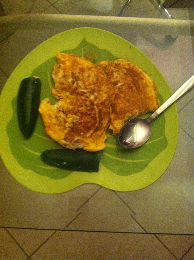 kalpanapandit's tweet photo. 2016 March 12: #homemadefood #letschoosehealthy #veggieomelette #grilledjalopenos #simplecleanfood #kalpanapandit https://t.co/y4punCArKE