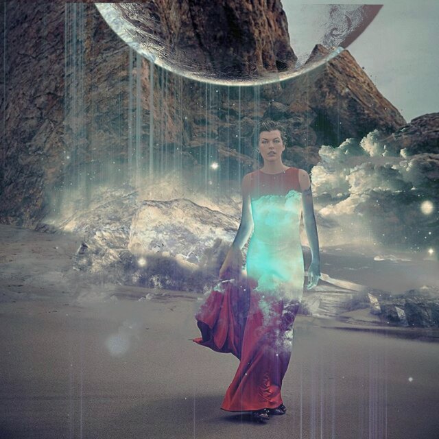 AliceREMillaFan's tweet photo. #millajovovich #myedit #blendpic @MillaJovovich 💓#vitch https://t.co/tIJCcd5hSQ