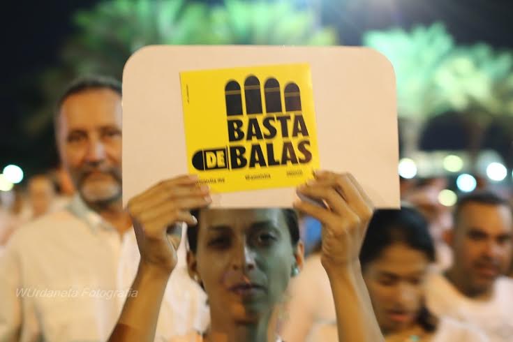 CorreodelCaroni's tweet photo. Guayaneses despiden a Larrys Salinas con marcha contra la impunidad y la violencia. https://t.co/6lMy1skAMm https://t.co/sSXHzqrEF2