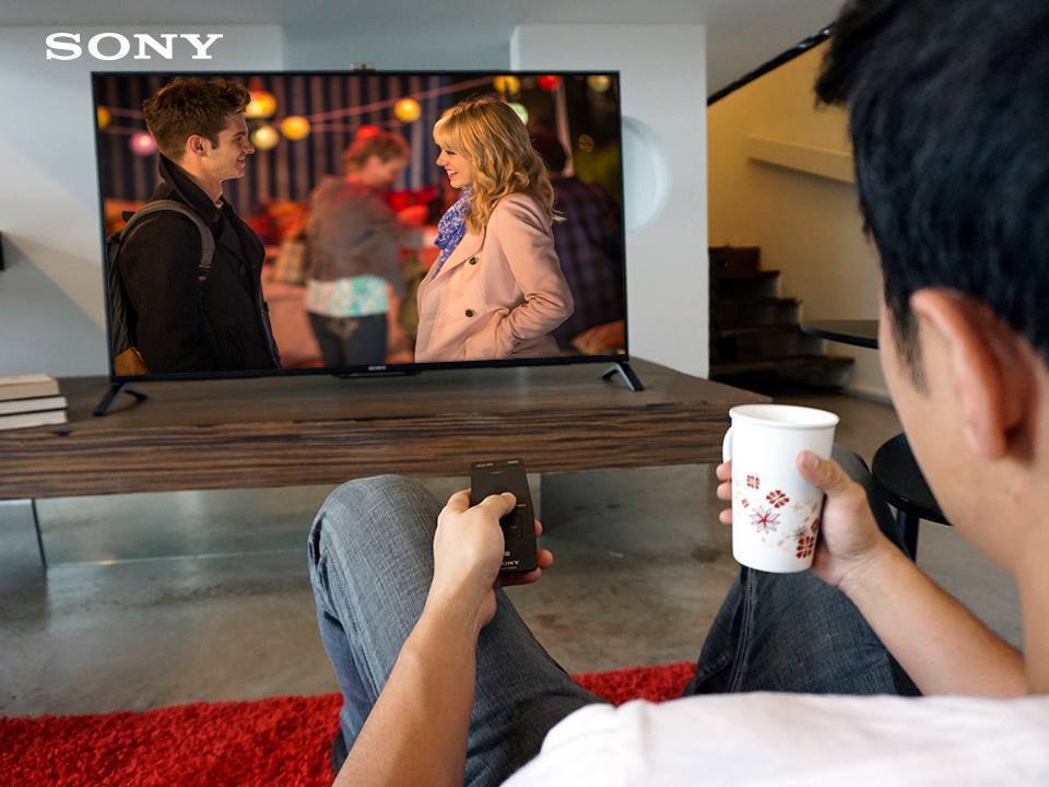 SonyPHinc's tweet photo. #Chilling redefined with the #OneFlickRemote of the #SonyAndroidTV https://t.co/G0bzFYjwsE