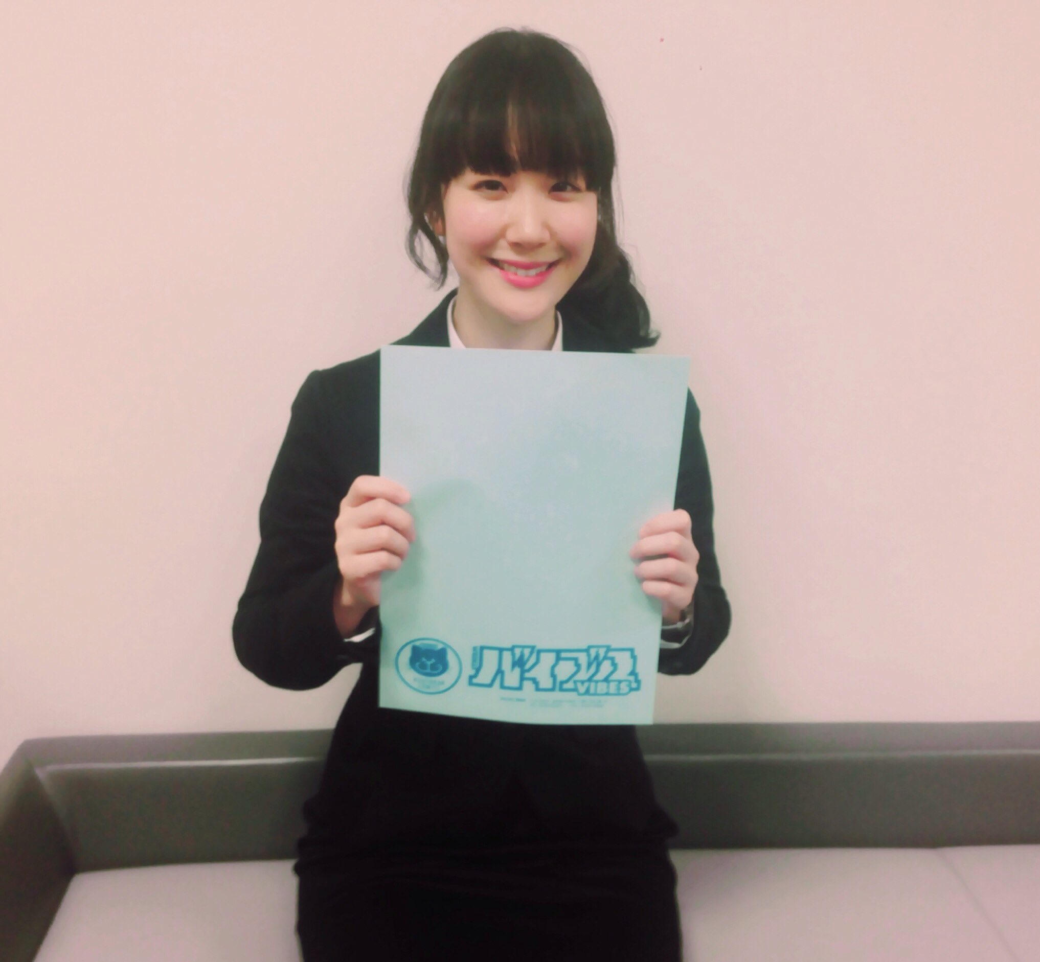 火10 重版出来 アカデミー賞の時に皆さんも気づいたかもしれませんが 黒木さん 心を演じるために 前髪をパッツンと切ったんです 似合ってますよね かわいい 重版出来 Tbs 黒木華 T Co V9pw2xavav Twitter