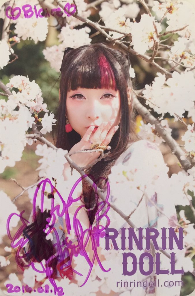 ChiuBasaragirl's tweet photo. "Beautiful spring, beautiful girl." Love this postcard!@RinRin_Doll https://t.co/yYnXgx5AQV