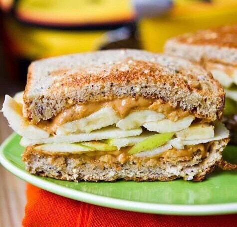 NeisnaDiaz's tweet photo. @Renatto04 y te preparo algo así de snack? https://t.co/4porHXW7JN